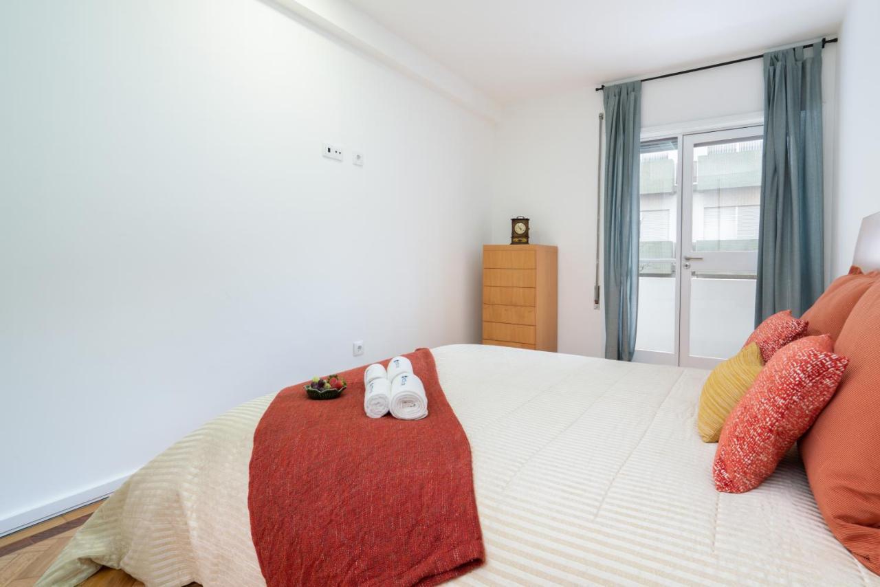 Host Wise - Spacious Fresh Flat W Terrace - Near Sea Espinho  Exteriör bild