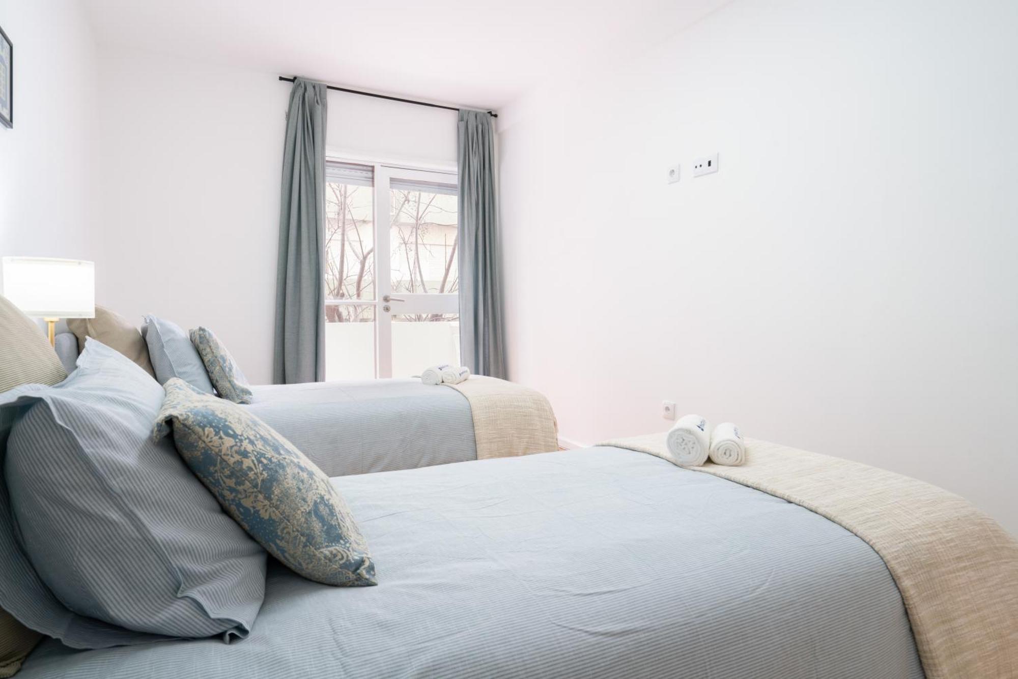 Host Wise - Spacious Fresh Flat W Terrace - Near Sea Espinho  Exteriör bild